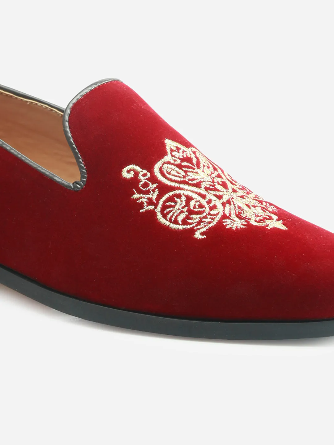 Men's Maroon Embroidery Slip On Casual (IX1046)